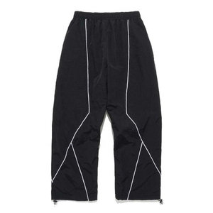 Pantalon de survêtement unisexe personnalisé en nylon, style athlétique avec passepoil, coupe large et ajustable, streetwear pour homme - Product Image 2