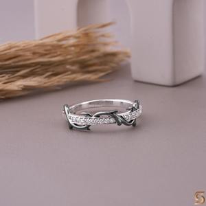 Anillo de Moissanita con Diseño Floral, Banda de Diamantes, Anillo de Boda Inspirado en la Naturaleza, Anillo Único Hecho a Mano en Oro Blanco de 14K – Satani Brothers - Product Image 2