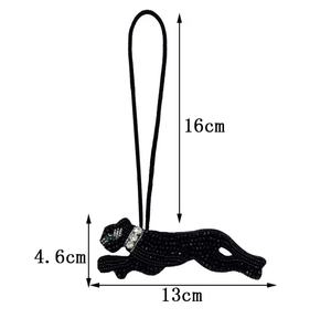 Llaveros de fiesta vintage hechos a mano con diamantes de imitación, color azul y blanco, con letras del alfabeto multicolor y dijes de pulsera con iniciales. - Product Image 6