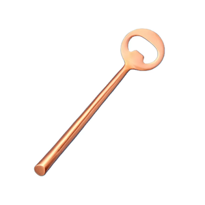 Ouvre-bouteille en forme de clé en cuivre, design multifonctionnel en métal, manuel - Product Image 4