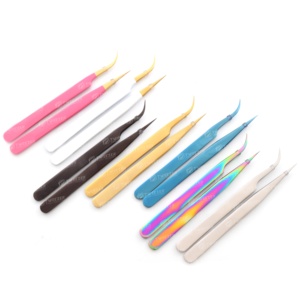 Pinzas de Precisión para Pestañas de Acero Inoxidable Disponibles en Todos los Colores con Puntas Ultrafinas para un Agarre Perfecto Incluso en Pestañas de 0.03mm - Product Image 4