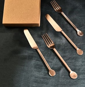 Juego de Cubiertos Dorados Mate, Diseño Minimalista, Resistentes al Óxido, de Metal, para Bodas y Eventos - Product Image 2