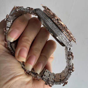 Reloj de Pulsera de Lujo Hip Hop Personalizado con Diamantes de Moissanita en Oro Rosa Helado para Hombre al por Mayor - Product Image 4