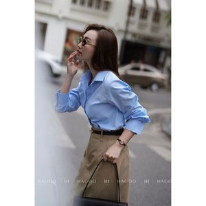 A929 Camisa Tejida Básica para Mujer, Fabricada en Vietnam, Manga Larga, Blusa Minimalista a la Moda - Product Image 1