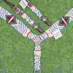 ชุดอุปกรณ์ม้าสีเทา ขาว ครีม ทำจากขนโมแฮร์ ตกแต่งด้วยสายรัดหน้าอกขนาด 32 นิ้ว ทำจากหนังอาร์เจนตินา - Product Image 4