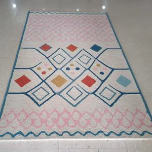 Alfombra geométrica Bohemia hecha a mano, alfombra con mechones vibrantes y suaves para decoración del hogar - Product Image 2