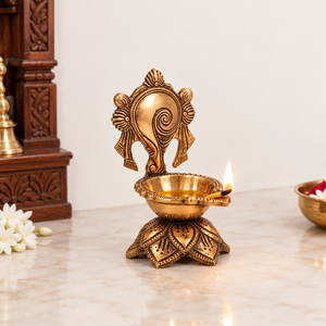 Lampe à huile Diya artisanale en laiton avec plaque décorative, Deepak traditionnel pour la Puja, décoration de temple domestique, cadeau de Diwali, vente en gros - Product Image 5