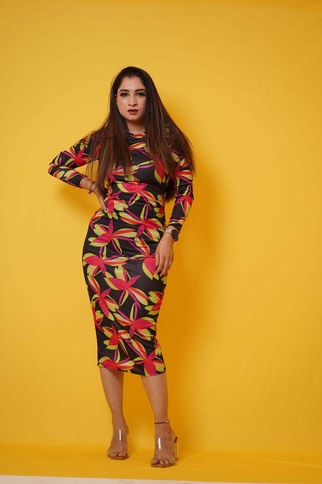 สีเหลือง