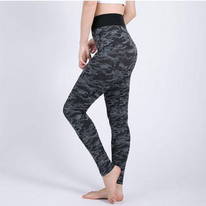 Leggings respirants pour femmes, pantalons de yoga taille haute, leggings personnalisés haute performance à vendre - Product Image 3