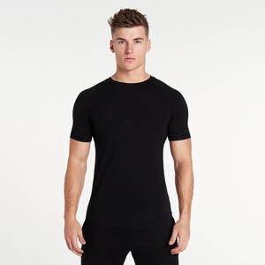 T-shirt basique pour homme de luxe, coupe ajustée, 100% coton, de haute qualité, respirant, impression en relief sur le devant, logo uni, vente en gros - Product Image 1