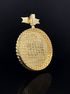Colgante Personalizado para Hombre, Estilo Hip Hop, con Diamantes, Chapado en Oro, Aleación, Diseño Urbano - Product Image 3