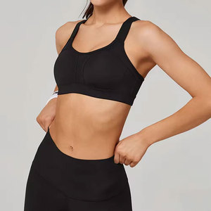 Sujetador deportivo negro sin aros, transpirable, con tirantes finos, ribete en contraste, cuello cuadrado, diseño sin costuras, top de entrenamiento de alto soporte - Product Image 1