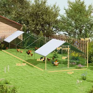 Grande Pollaio a Forma di Torre con Copertura Impermeabile e Anti-UV 9.8FT X 32.8FT X 6.4FT per Uso Esterno in Fattoria o Giardino - Product Image 3