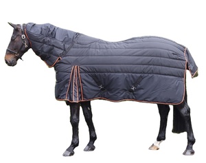 Les tapis stables pour chevaux conçus pour l'intérieur offrent chaleur, nettoyage facile et confort au quotidien - Product Image 1