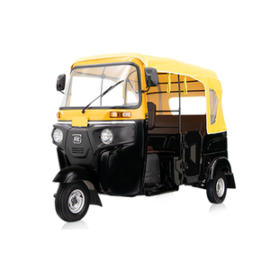 Bajaj RE Compact Auto Rickshaw, Vehículo Comercial de Tres Ruedas para Transporte Urbano, Eficiente en Consumo de Combustible - Product Image 3