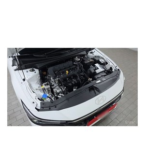 Hyundai Avante 2024, 1.6, 2.815 km, Asientos de Cuero, Cámara Trasera, Volante a la Izquierda - Product Image 6