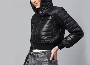 Chaqueta de Invierno Acolchada para Mujer 2025 OEM, con Cierre de Cremallera y Botones, Transpirable, Impermeable, Resistente al Viento, con Capucha, Estampado Personalizado - Product Image 1