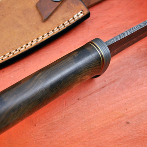 Couteau de chasse et de camping à lame fixe en acier inoxydable, couteau d'extérieur avec lame tranchante, manche ergonomique pour la randonnée, la pêche et le bushcraft - Product Image 4