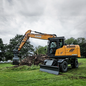 Excavatrices sur chenilles de pointe conçues pour un contrôle de précision, une efficacité énergétique et une puissance d'excavation élevée sur les chantiers modernes. - Product Image 2