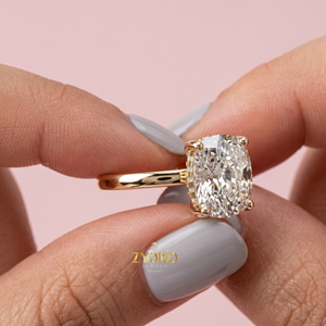 Anillo de compromiso solitario con diamante cultivado en laboratorio de corte cojín, oro de 18 quilates, halo oculto, joyería fina - Product Image 4