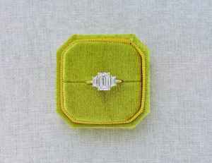 Bague en or jaune 14 carats avec diamant de laboratoire CVD taille émeraude 4 carats certifié IGI, couleur F, pureté VS1, bijoux fins pour femme, cadeau de luxe, OEM - Product Image 6
