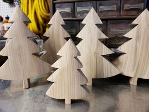 Décoration de Noël en bois faite à la main, ornement rustique en bois naturel pour la table de Noël à la maison ou les fêtes - Product Image 2