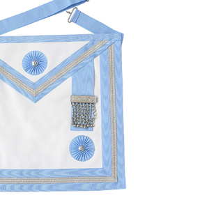 Tablier de Cérémonie Brodé Personnalisé avec Pompons Dorés et Bordure en Dentelle Bleue – Régalia de Luxe Premium, Formes et Tailles Personnalisables - Product Image 3