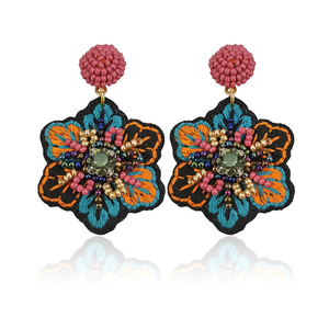 Pendientes Artesanales con Motivo de Mariposa, Bordados con Cuentas, Base de Algodón Ligero, Estilo de Joyería Tradicional con Corazón, 149 - Product Image 5