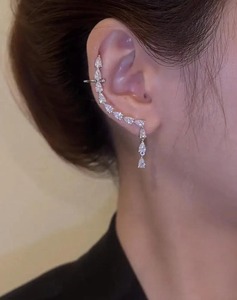 Boucle d'oreille pendante en forme de poire – Clip d'oreille en argent sterling 925 avec diamant Moissanite - Product Image 1