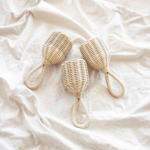 Juguetes sensoriales de ratán, sonajeros tejidos para bebés, juguetes de dentición para niños, sonajeros al por mayor. - Product Image 4