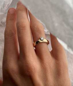 Anillos Apilables de Diamante Solitario con Bisel para Uso Diario, Anillos de Declaración al por Mayor, Oro Sólido de 14K, Anillos Curvos Minimalistas Redondos con Diamantes Cultivados en Laboratorio - Product Image 2