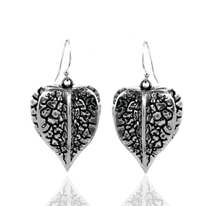 Pendientes Colgantes de Plata de Ley 925 con Textura de Hoja de Peepal para Mujer - Regalo de Aniversario y Fiesta - Product Image 1