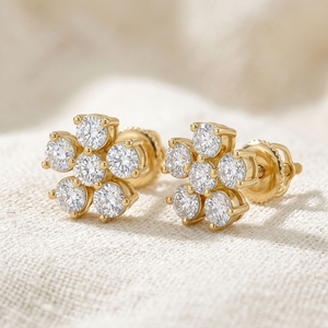 Pendientes de Flor Modernos Chapados en Oro de 14K con Racimo de Diamantes Redondos de Corte Brillante para Mujer, Regalos para Compromiso y Fiestas - Product Image 5