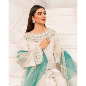 Conjunto de ropa de fiesta de diseñador para mujer Top elegante con pantalones Palazzo y Dupatta - Product Image 4