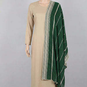 Hijab en Chiffon Géométrique Africain Vert Premium |   Écharpe et châle longs musulmans respirants pour toutes les saisons - Product Image 1