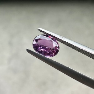 Saphir violet naturel, taille ovale, pierre précieuse non montée, facettée, certifiée IGI, 250 grammes, pour la fabrication de bijoux, bague, pendentif, vente en gros - Product Image 3