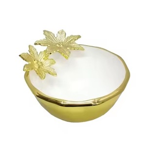 Bol de service en aluminium moulé, fait main, poli, design glamour, vaisselle décorative pour offrir en cadeau - Product Image 6