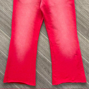 Pantalones Deportivos Rojos de Algodón para Hombre, de Alta Calidad, Cintura Elástica con Cordón, Pierna Ancha, Estilo Casual, con Estampado de Letras en la Pierna Derecha, para Otoño - Product Image 4