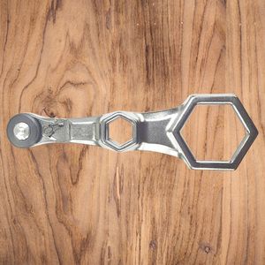 Llave de Trinquete Reversible 4 en 1 con Portapuntas, 72 Dientes, con Disco y Botón de Presión, Hecho en Taiwán - Product Image 1