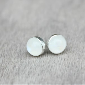 Pendientes de Plata de Ley con Piedra Lunar Arcoíris, Cabujón de Gema, Joyería Minimalista para Mujer, Proveedor Mayorista - Product Image 1