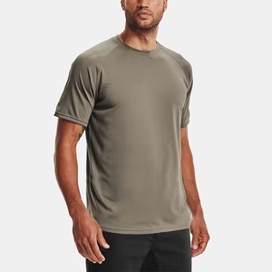 T-shirt de sport en polyester personnalisé avec logo pour homme, séchage rapide, respirant, anti-humidité, pour entraînement et gym - Product Image 1