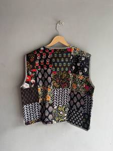 Chaleco Acolchado Floral de Algodón con Diseño de Patchwork, Cuello Redondo, Botón Único, Chaqueta de Mujer Estilo Otoño, REGALO PARA ELLA - Product Image 6