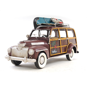 Modelo de Auto Chevrolet Suburban 1947 con Canoa, Escala 1:14, Auto de Metal Artesanal para Decoración del Hogar, Regalo, 35.56Lx13.97Wx17.8H cm - Product Image 1