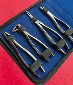 4-teiliges Multifunktionales Hufschmiedezangen-Set Langlebige Hufpflege- und Hufeisen-Handhabungswerkzeuge - Product Image 1