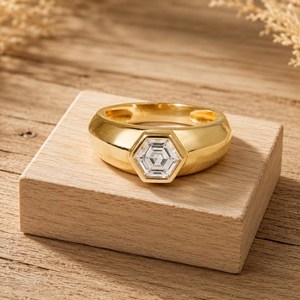 Bague de fiançailles en or massif 10K 14K 18K avec diamant de laboratoire taille hexagonale certifié IGI, pureté DEF VS VVS, sertie clos, style statement - Product Image 1