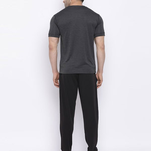 Quick Dry Gym Fitness Wear Lightweight Breathable Jogging Suit For Outdoor Use Men Short Sleeves Summer Tracksuits Set - Product Image 2