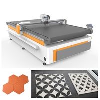 1625 CNC couteau oscillant matériau acoustique feutre pour animaux de compagnie panneau acoustique rainurage droit acoustique panneau pour animaux de compagnie Machine de découpe