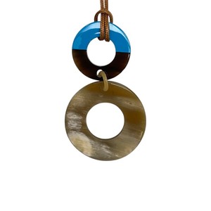 Boucles d'oreilles ovales DTJ DHP-789 pour femmes, en corne de buffle naturelle de haute qualité, équitable, plaquées laque, faites à la main, collection 2026 - Product Image 6