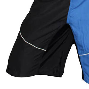 Shorts de grappling estilo MMA para hombre, diseñados para controlar el movimiento durante el Jiu Jitsu, la lucha y el entrenamiento. - Product Image 5