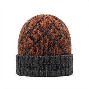 Gorro de Punto Personalizado con Patrón Marrón y Gris, Gorro de Invierno Cálido con Borde, Venta al Por Mayor - Product Image 1